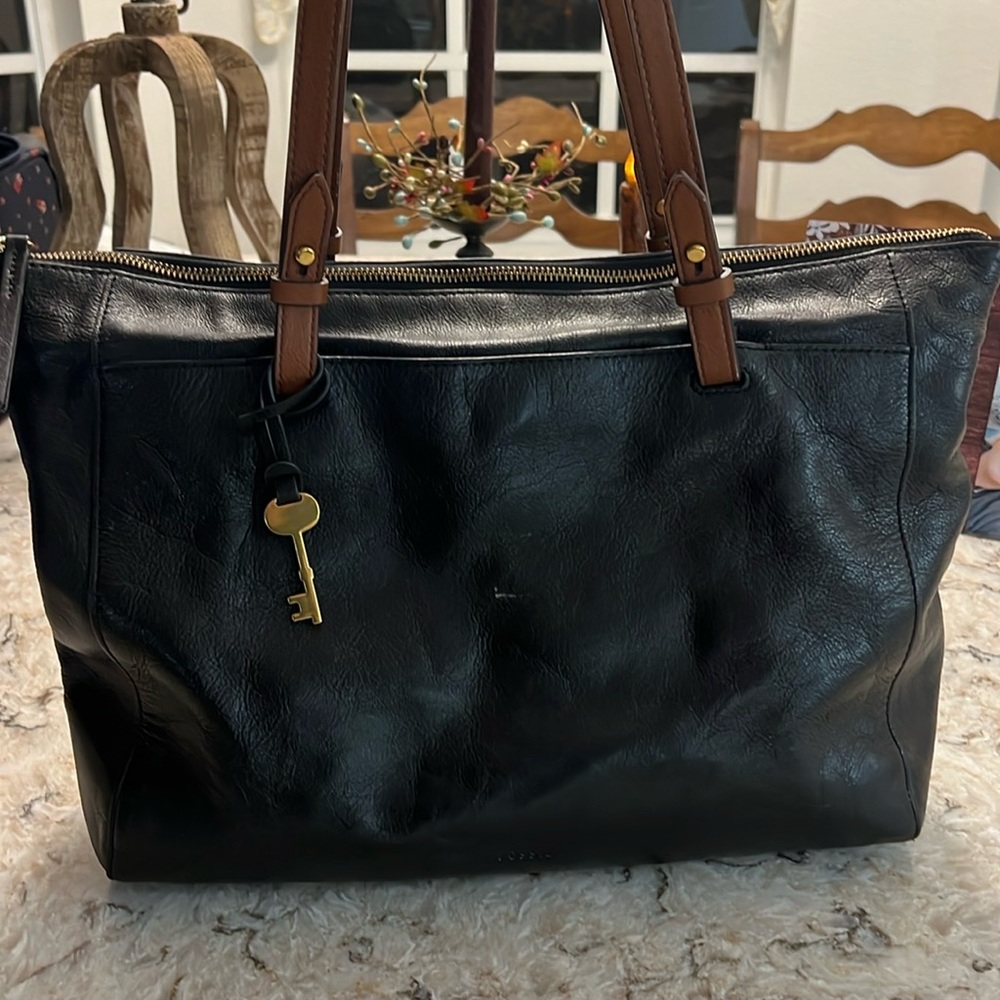 Fossil Tote